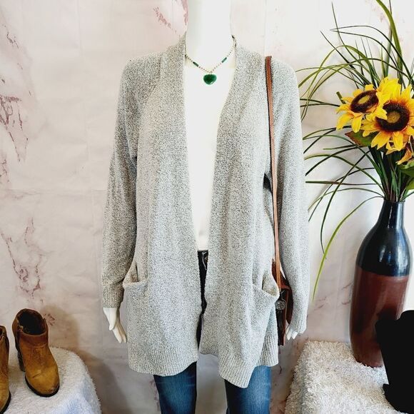 Torrid soft knit heather grey cardigan with pockets - Picture 4 of 7